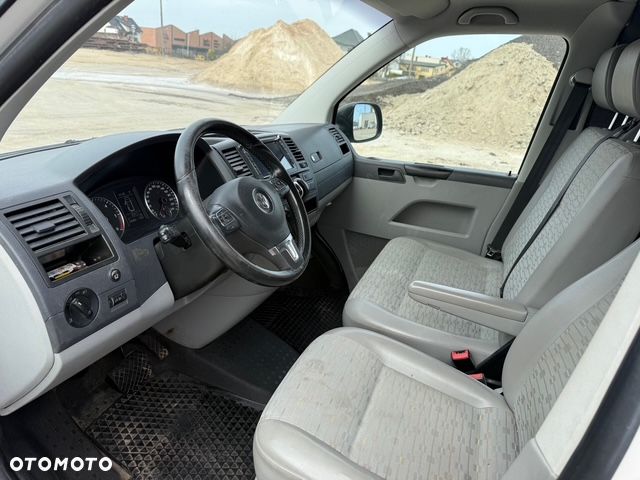 Volkswagen Transporter - 8