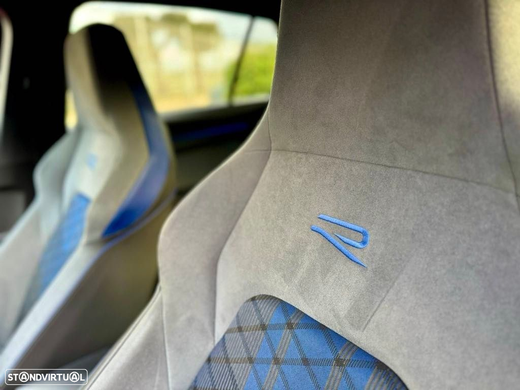 VW Golf 2.0 TSI R DSG - 32