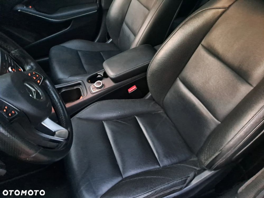 Mercedes-Benz CLA - 8