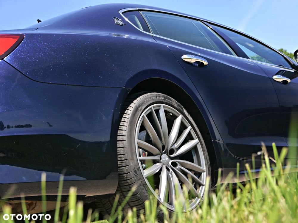 Maserati Quattroporte - 34