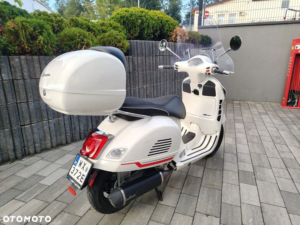 Piaggio Vespa - 5