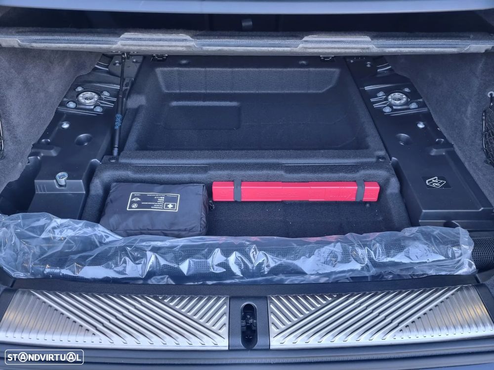 BMW 520 d Pack Desportivo M Pro - 15