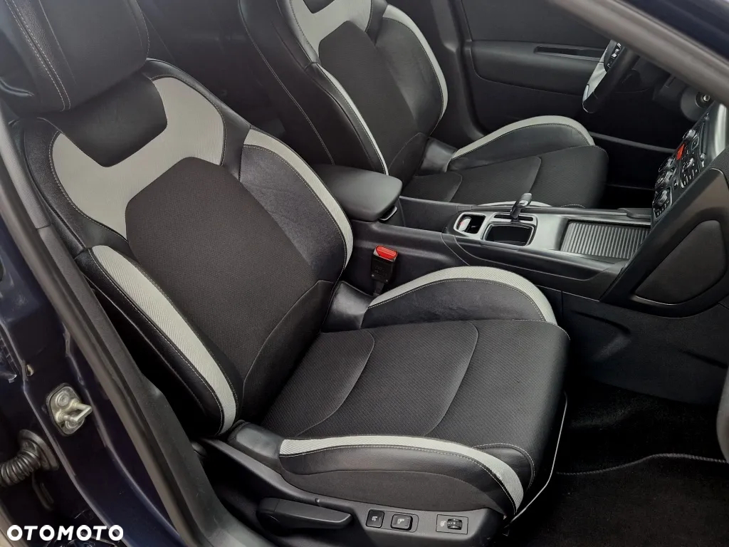 Citroën DS4 1.6 e-HDi SoChic MCP - 17