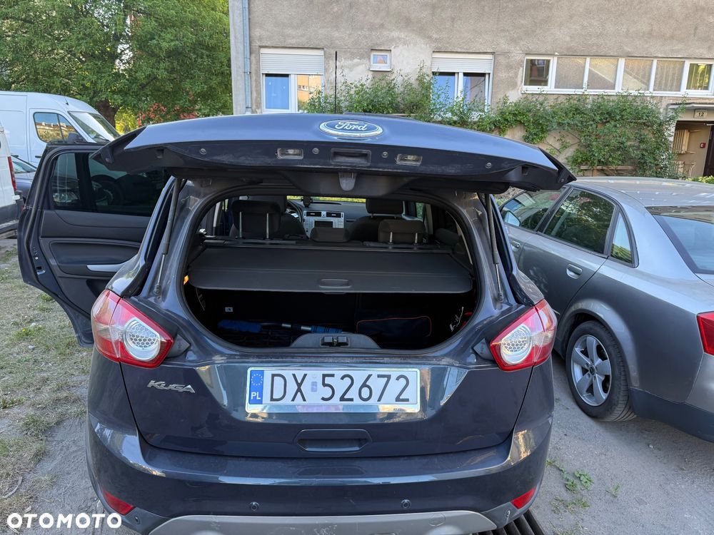 Ford Kuga - 12