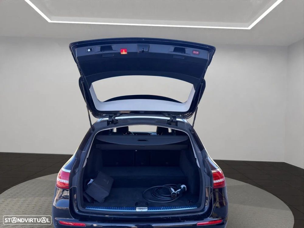 Mercedes-Benz E 300 de Avantgarde - 20