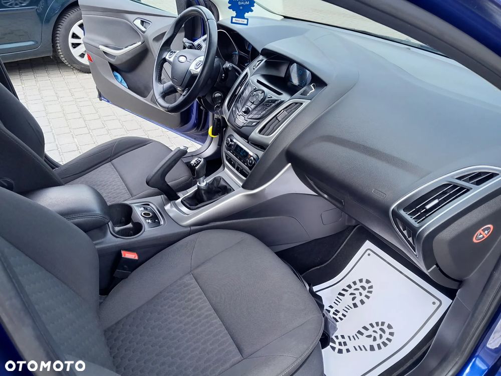 Ford Focus 1.0 EcoBoost Start-Stopp-System Champions Edition - 24
