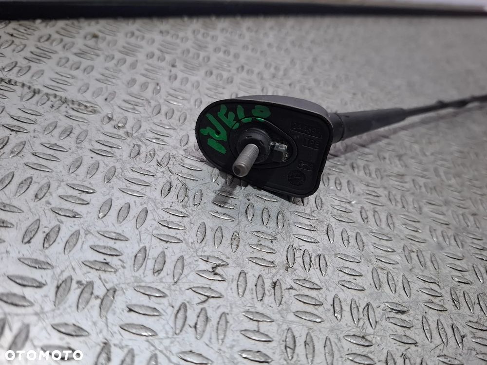 Antena dachowa Iveco Daily 2016 rok - 2