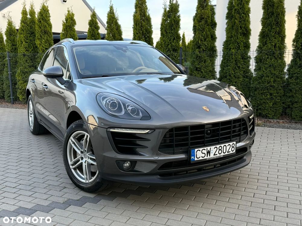 Porsche Macan - 1
