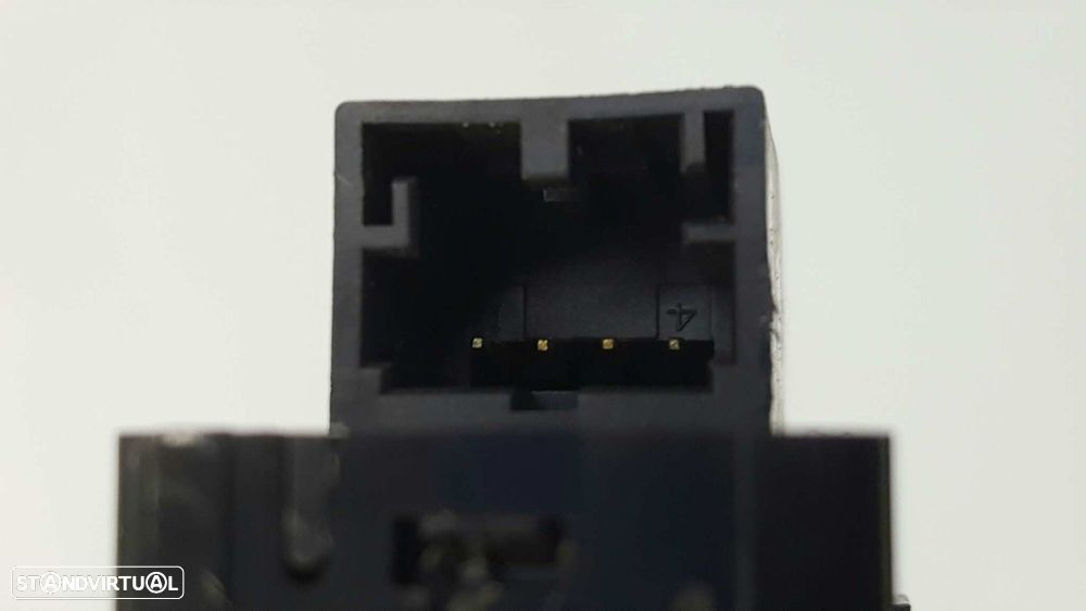 COMANDO DO ELEVADOR TRASEIRO DIREITO AUDI A3 SPORTBACK (8VA) AMBITION - 6