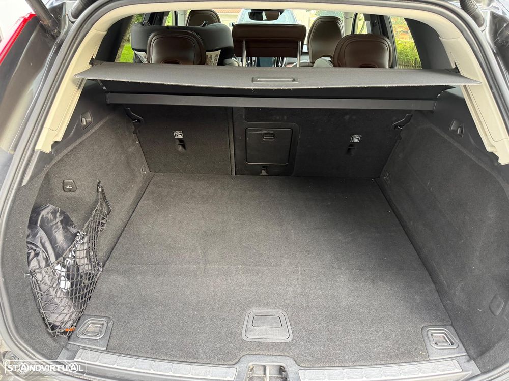 Volvo XC 60 - 24