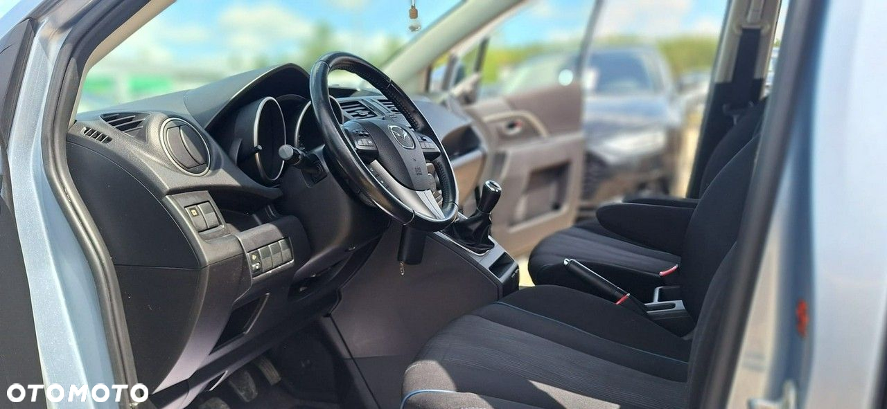Mazda 5 - 9