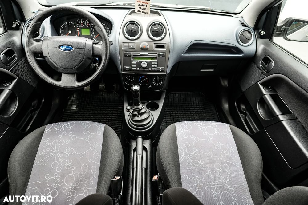 Ford Fiesta 1.4 TDCI Titanium - 8