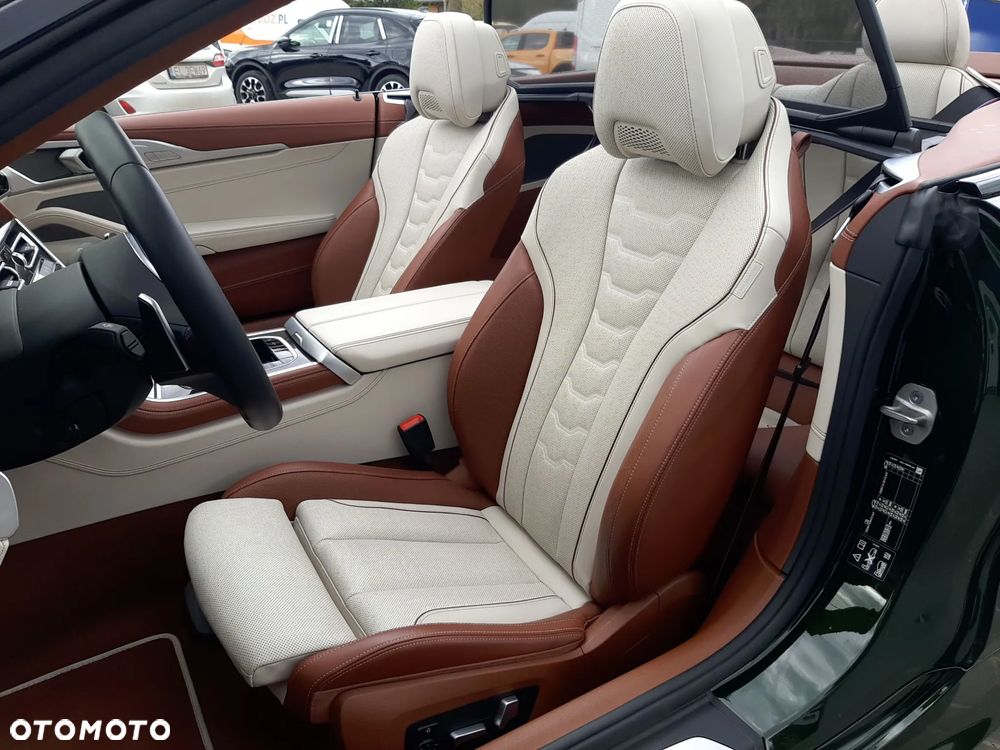 BMW Seria 8 M850i xDrive - 14