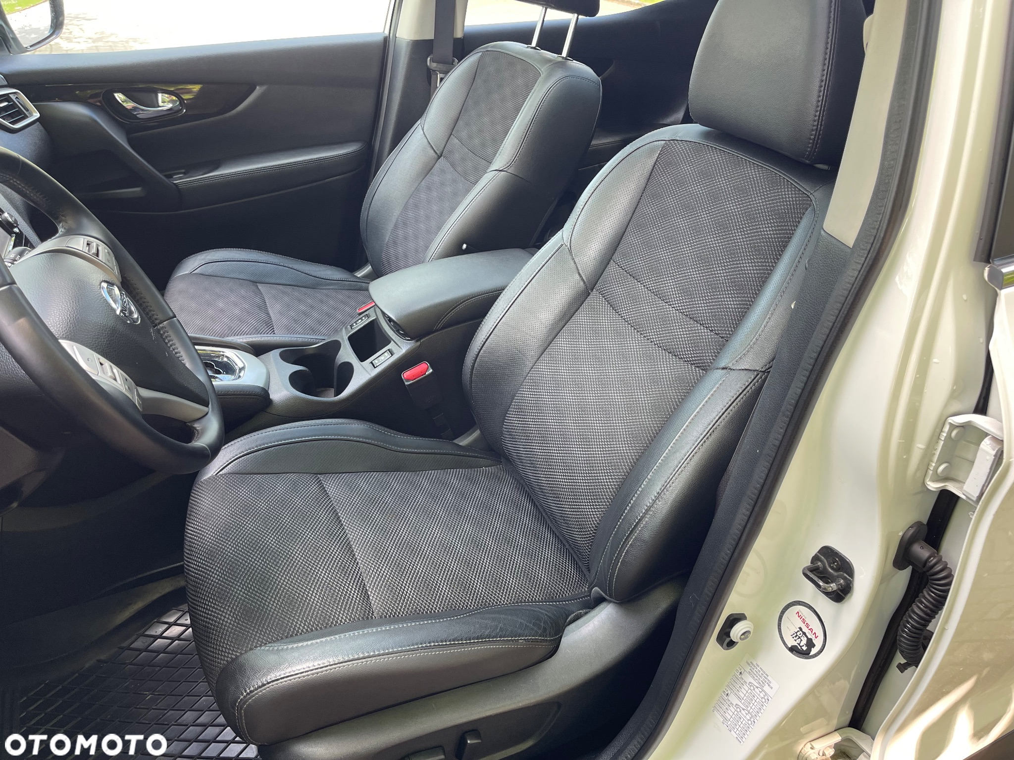 Nissan Qashqai 1.6 DCi Tekna Xtronic EU6 - 8