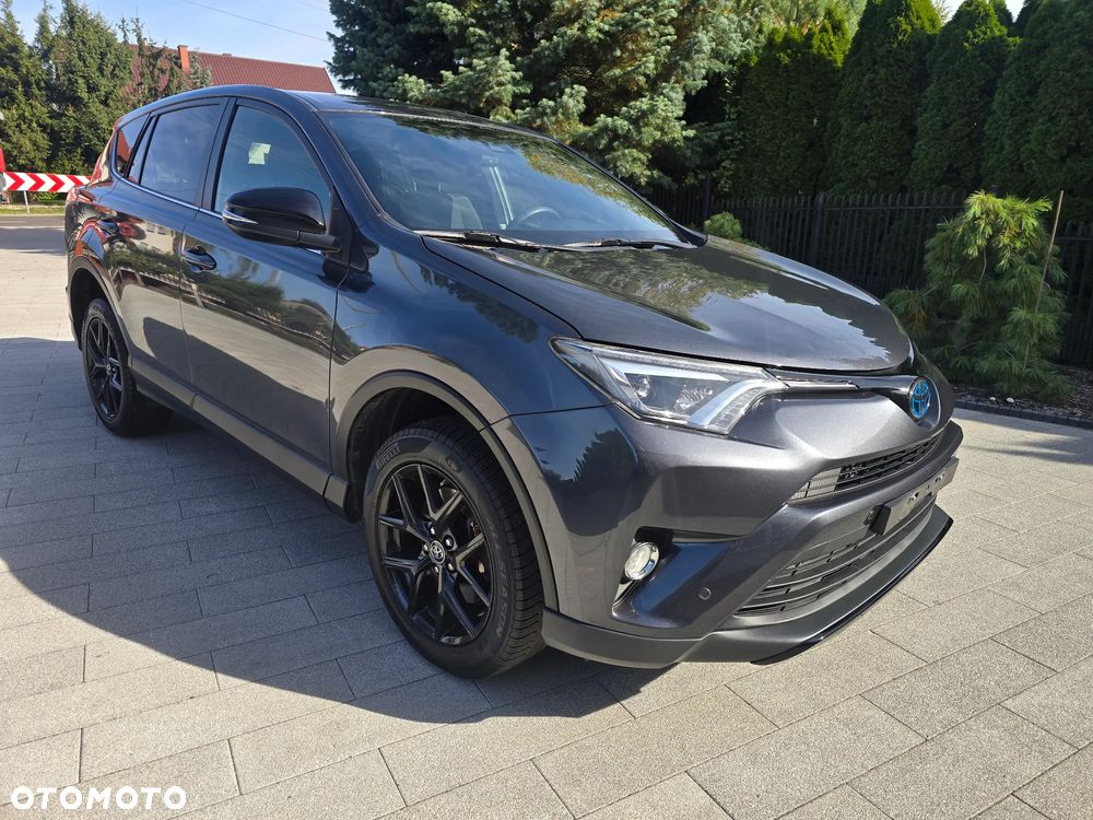 Toyota RAV4 - 1