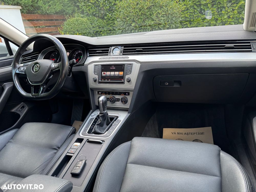 Volkswagen Passat 2.0 TDI DSG Comfortline - 15