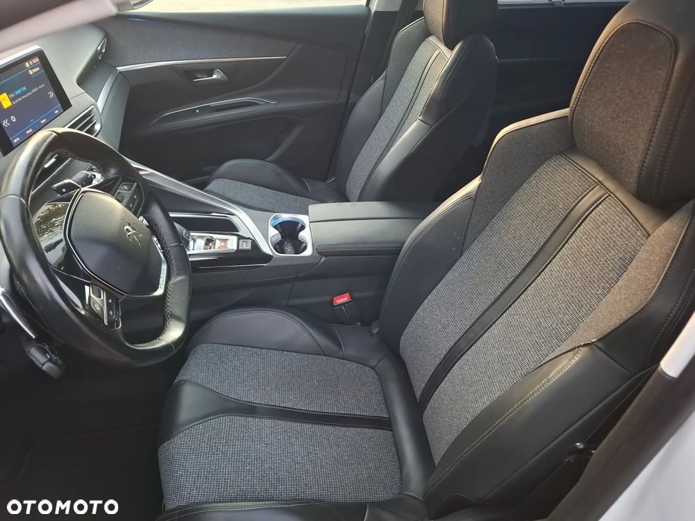 Peugeot 5008 THP 165 EAT6 Stop & Start Allure - 31