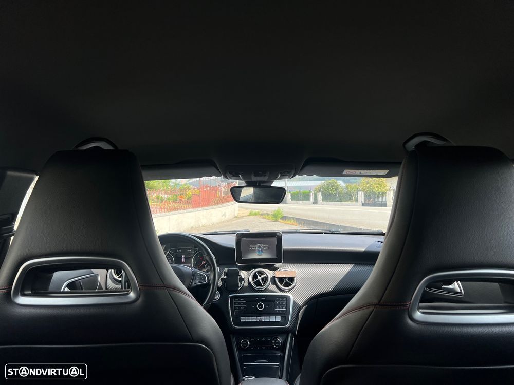 Mercedes-Benz A 180 d 7G-DCT AMG Line - 8