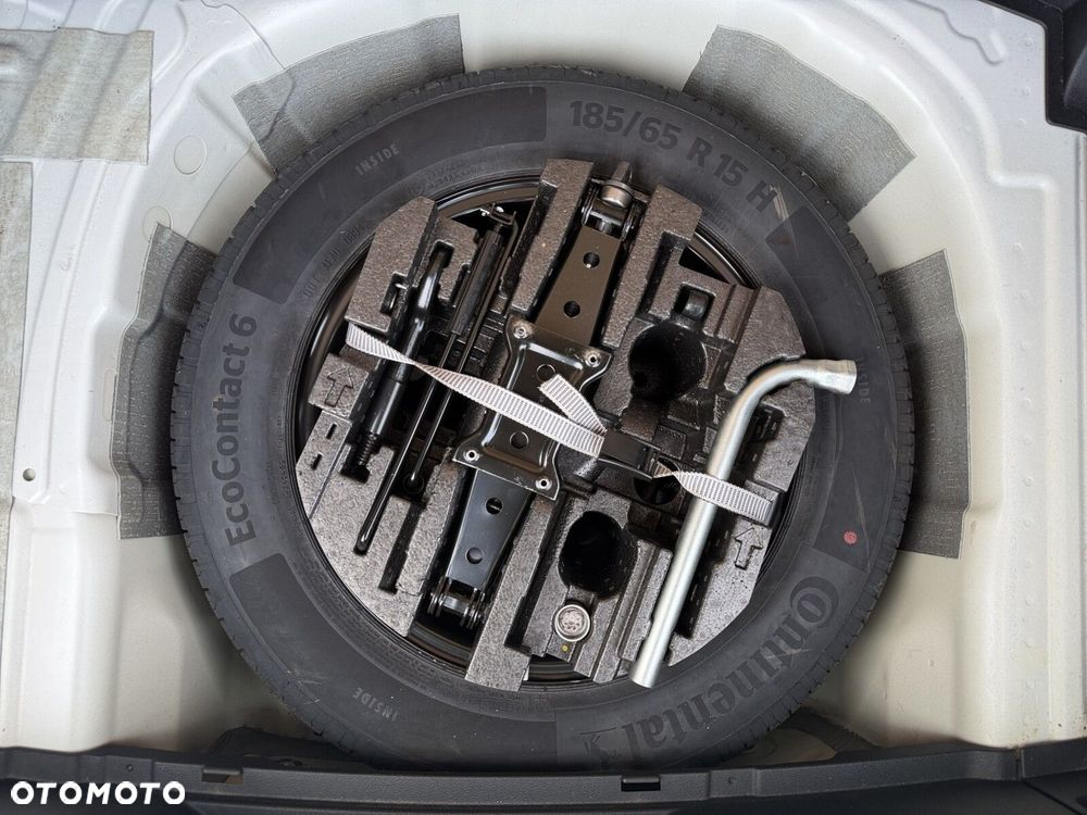 Skoda Fabia 1.0 Ambition - 13