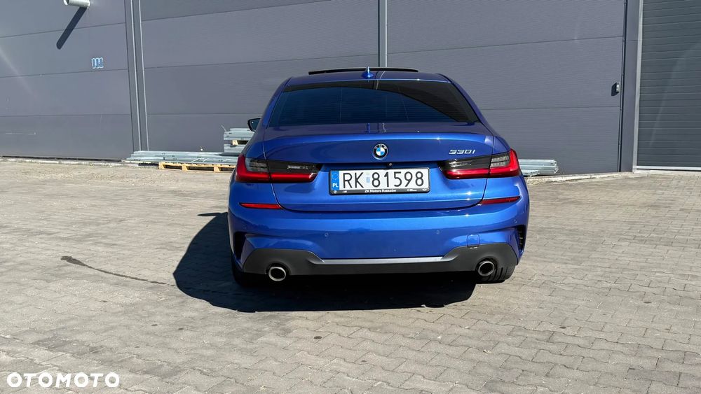 BMW Seria 3 330i xDrive M Sport - 7