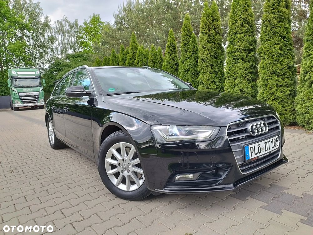 Audi A4 Avant 2.0 TDI DPF quattro S tronic S line Sportpaket - 12