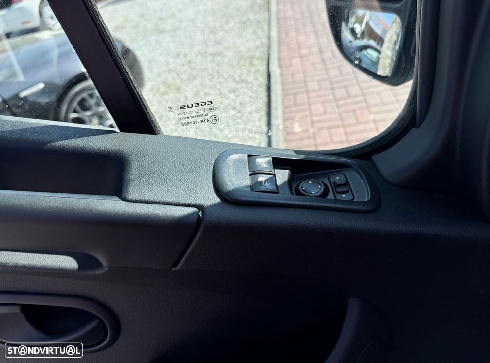 Renault Master 2.3 dCi L2 3.5T CD - 13