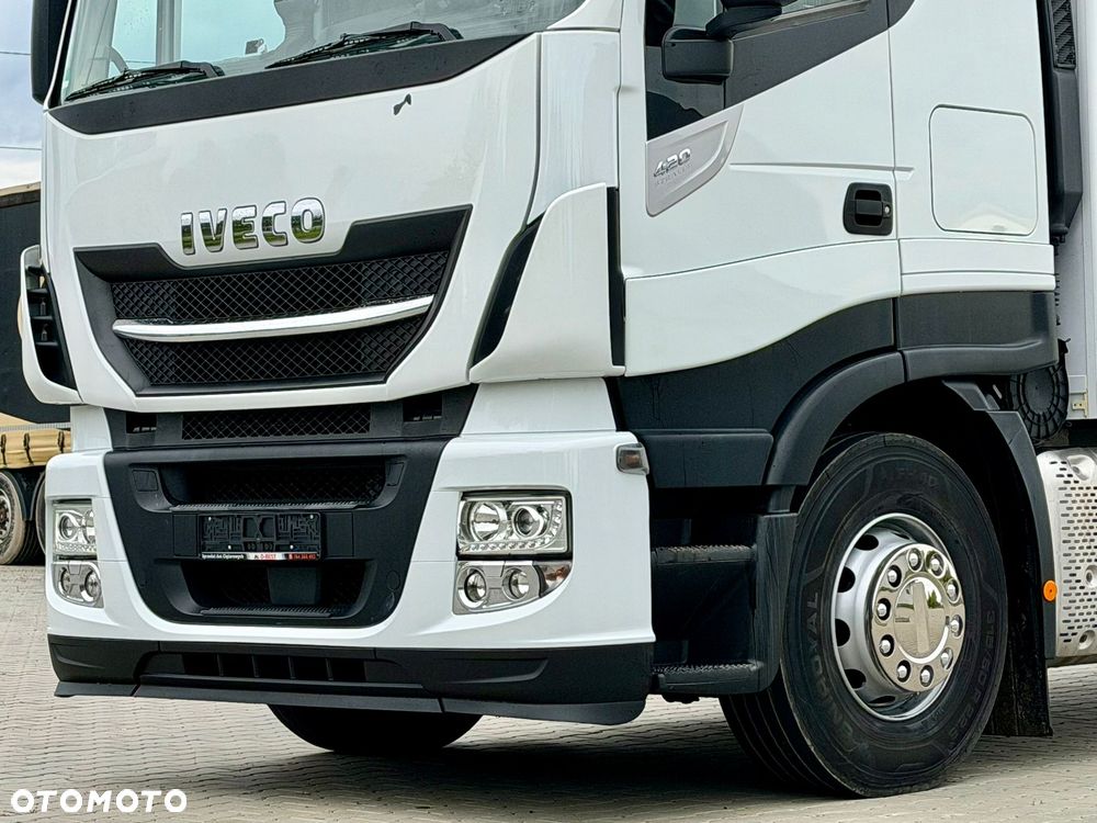 Iveco STRALIS 420 / HI-WAY / KONTENER / WINDA / 7.95 DŁ / AUTOMAT / 470 TYŚ KM / 2017 ROK / 8 350 KG ŁADOWNOŚCI - 14