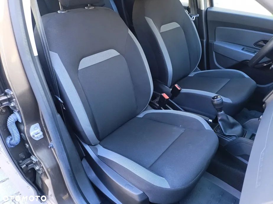 Dacia Duster 1.0 TCe Essential - 12