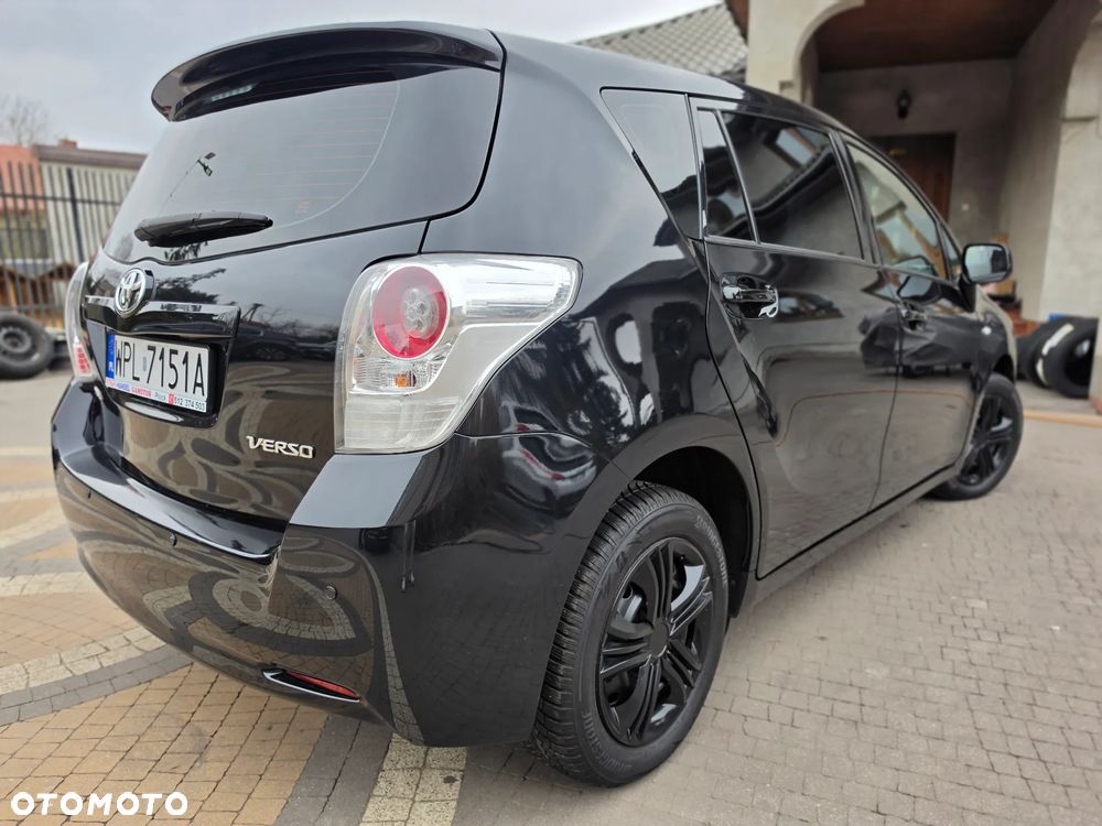 Toyota Verso - 10