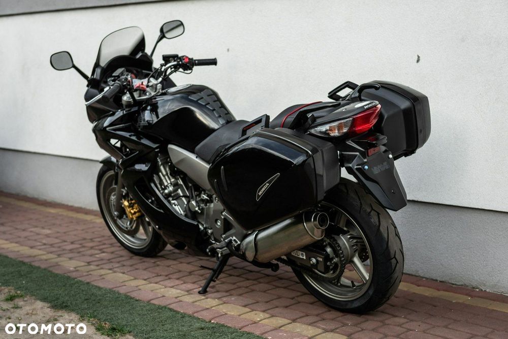 Honda CBF - 5