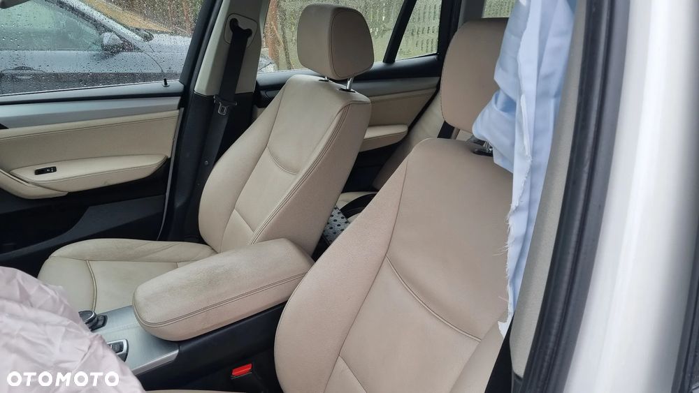 BMW X3 xDrive35d xLine sport - 29