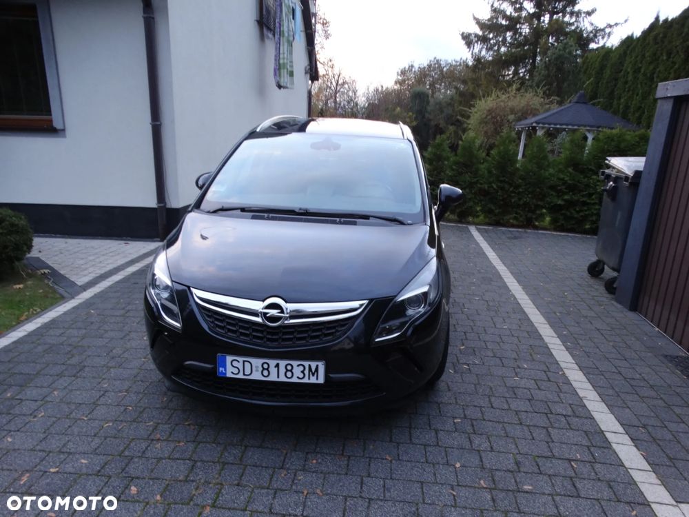 Opel Zafira - 1