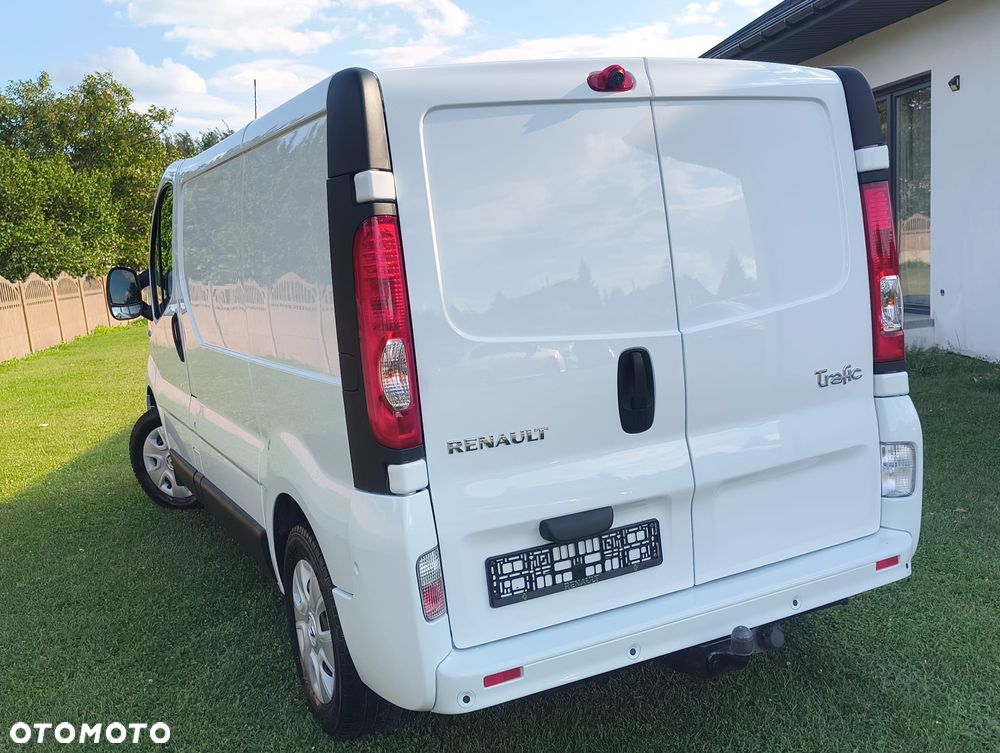 Renault TRAFIC - 9