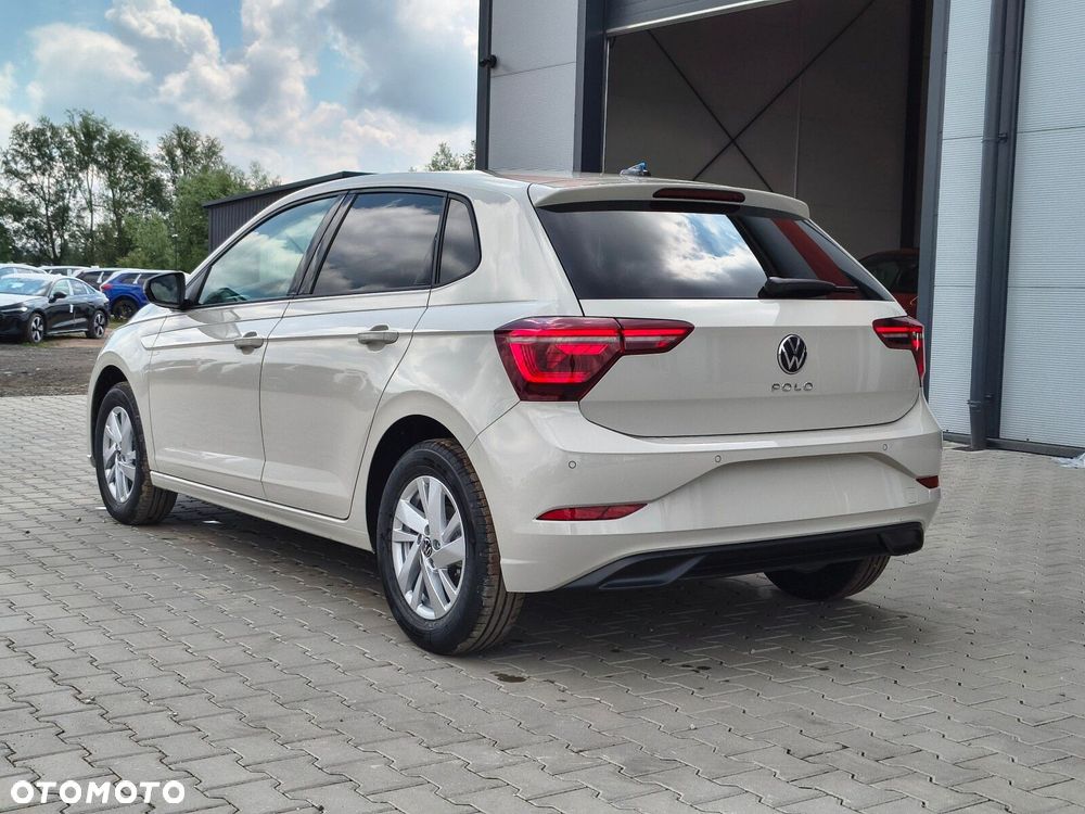 Volkswagen Polo - 4