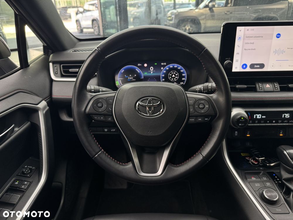Toyota RAV4 - 18