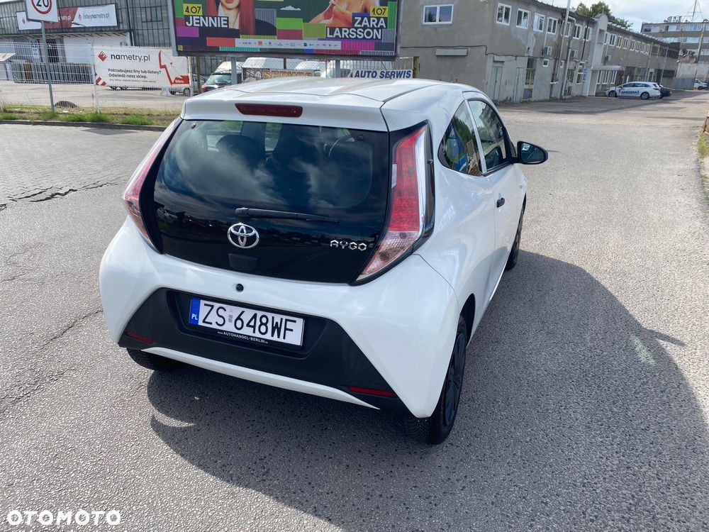 Toyota Aygo x - 20