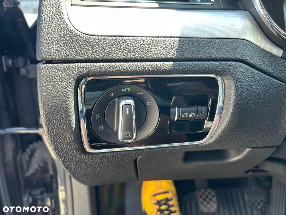 Skoda Superb 1,9 TDI Comfort - 32
