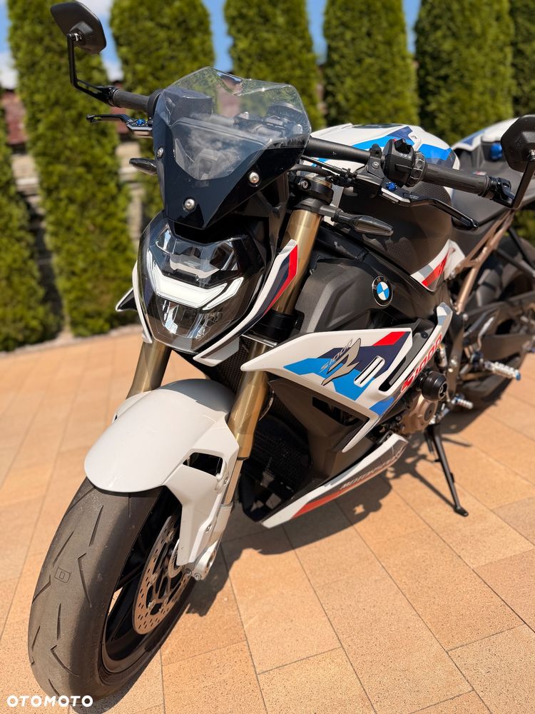 BMW S - 20