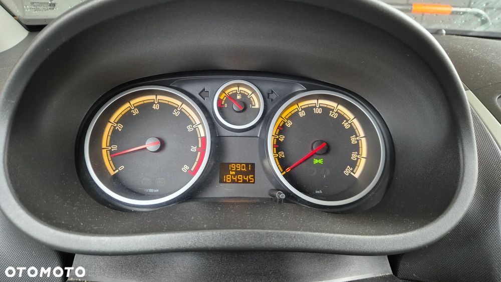 Opel Corsa - 7