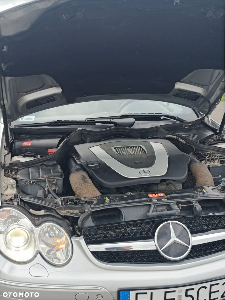 Mercedes-Benz CLK - 16