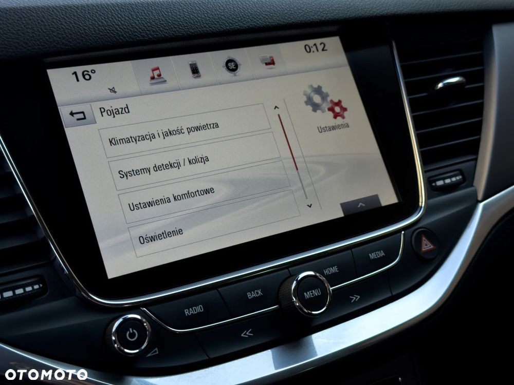 Opel Astra 1.6 CDTI Dynamic S&S - 19