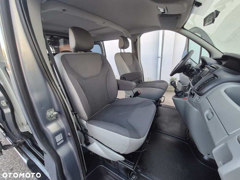 Opel Vivaro - 25