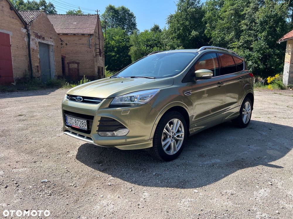 Ford Kuga - 1