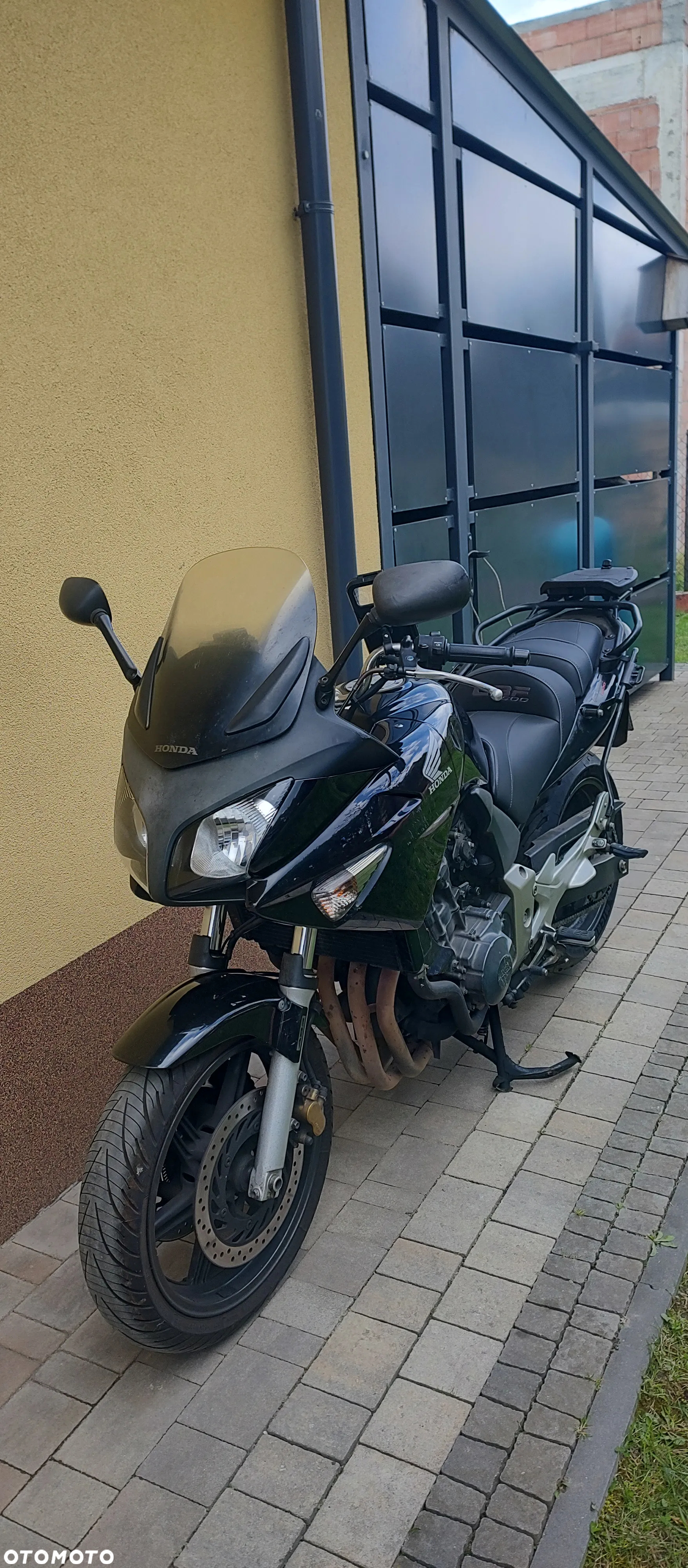 Honda CBF - 4