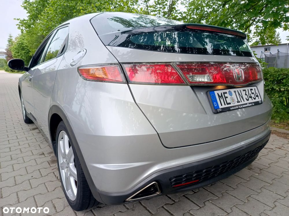 Honda Civic 1.8 Comfort - 22