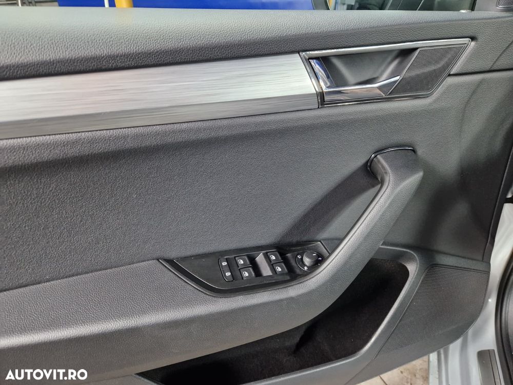 Skoda Superb 1.5 TSI DSG Ambition - 9