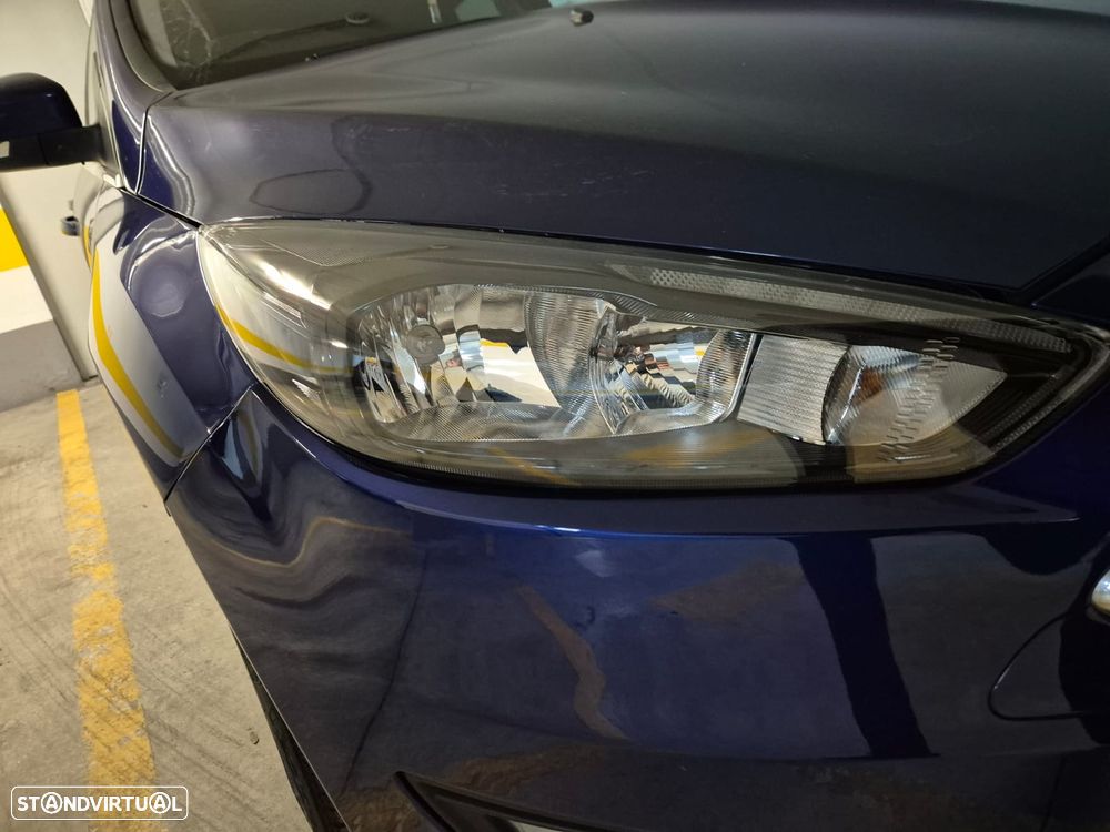 Ford Focus 1.0 EcoBoost 99g S&S Titanium - 22