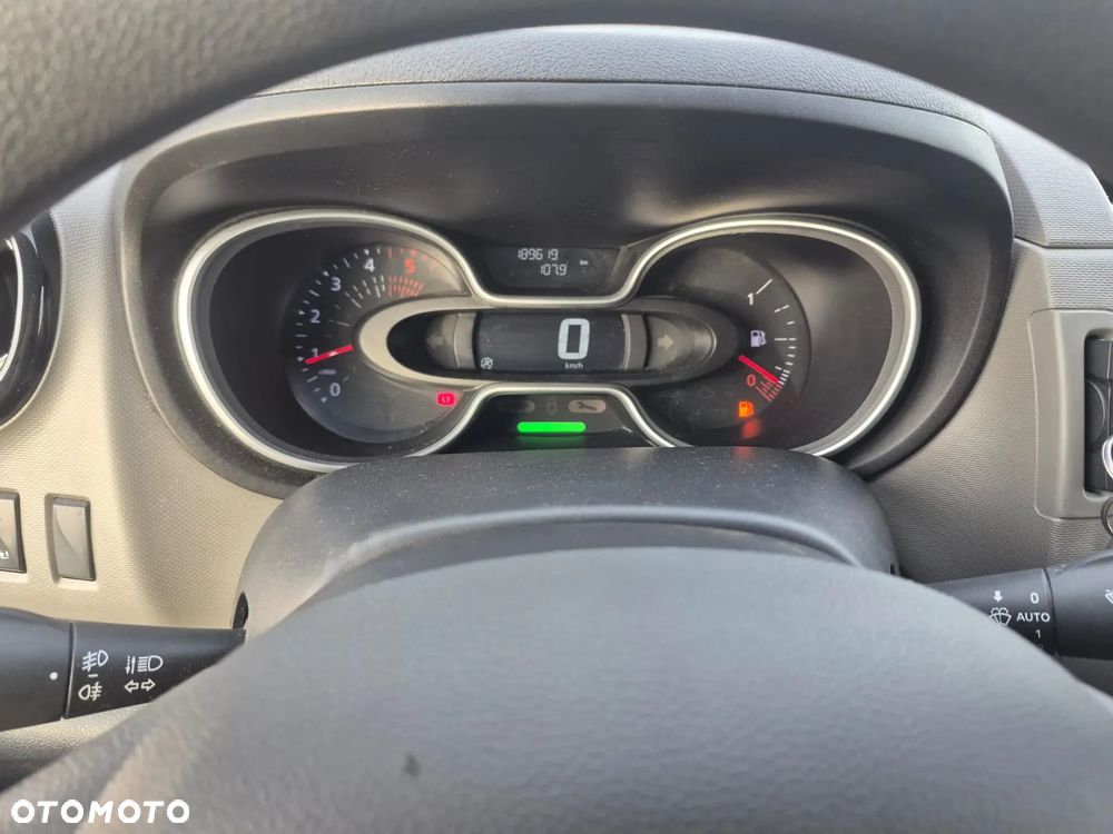 Renault Trafic - 8