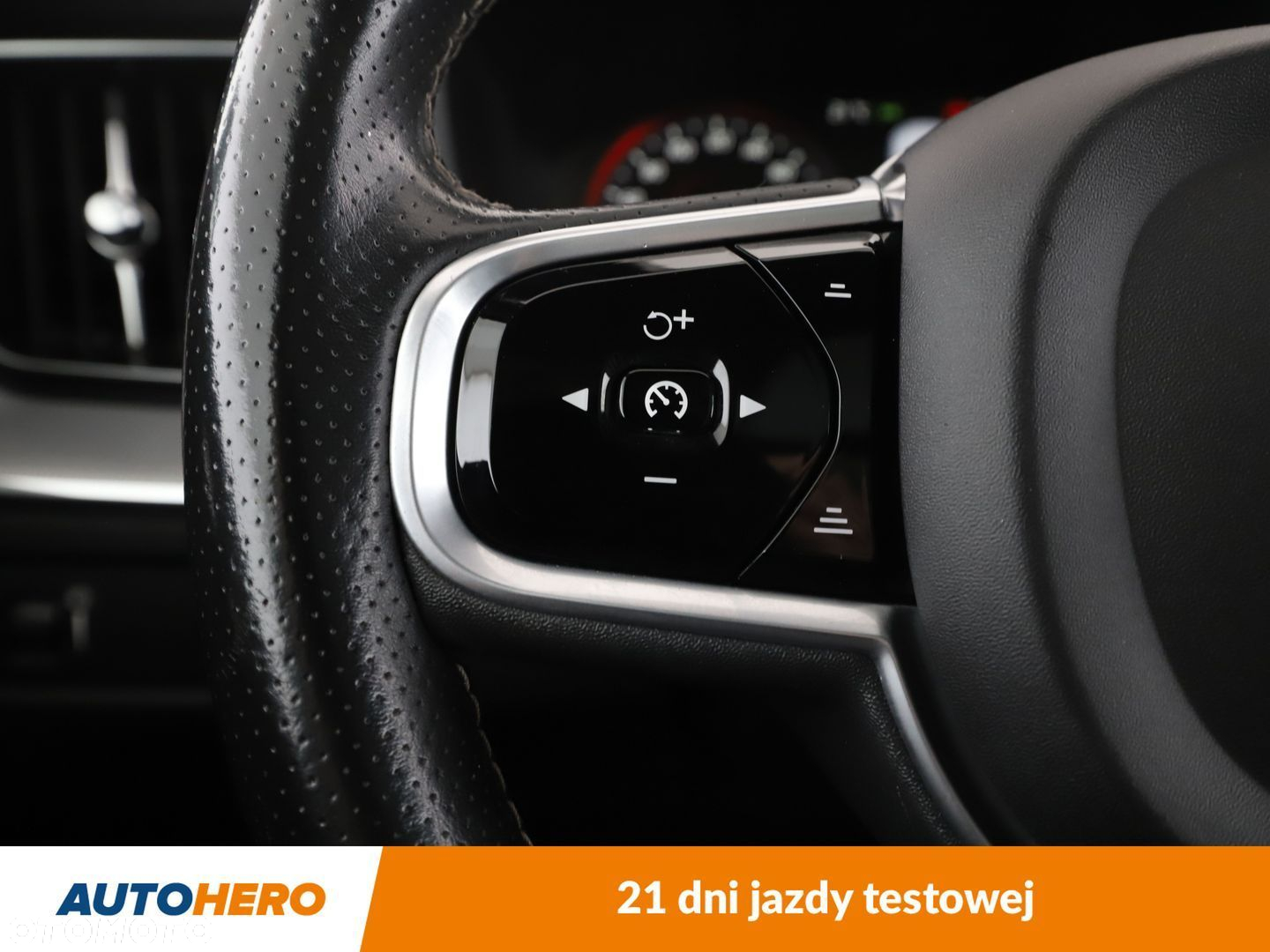 Volvo XC 60 - 30