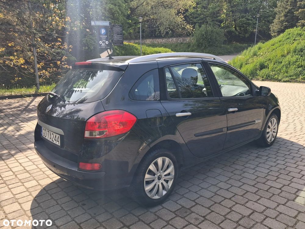 Renault Clio 1.2 16V TCE Alize - 5